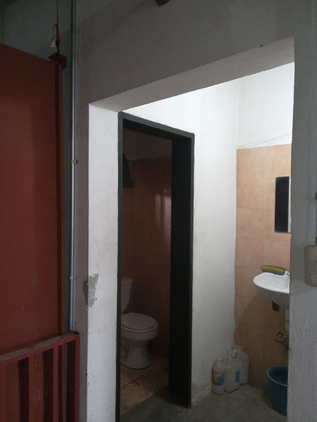 LOCAL COMERCIAL AV FUERZAS ARMADAS