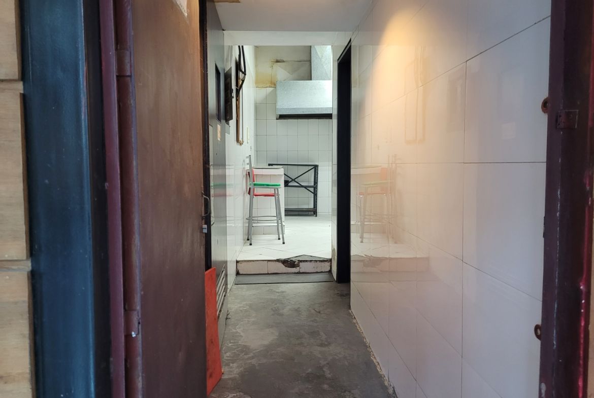 20250714_124150 Local en venta C.C. Cristal Naguanagua Carabobo