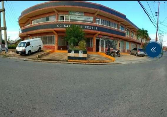 Ventas 2 locales comerciales 74 y 28Mts2 higuerote