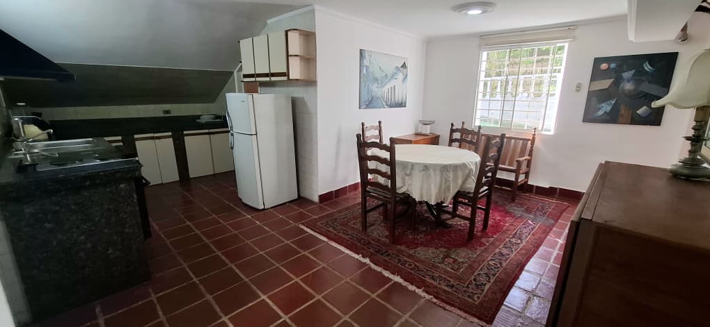 Alquiler De Anexo En Prados Del Este Caracas | 2 Habitaciones