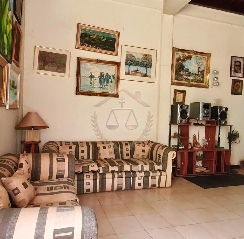 En venta casa en Puerto La Cruz, C.R Cantaclaro