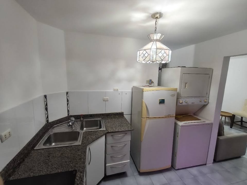 Alquiler de apartamento en Puerto La Cruz. C.R Brisazul