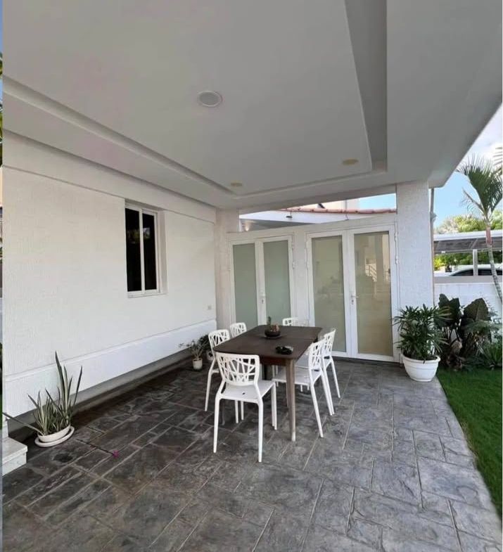 762868477_28087455127538048_7758267117030719056_n En alquiler Casa Bote, En casas bote B