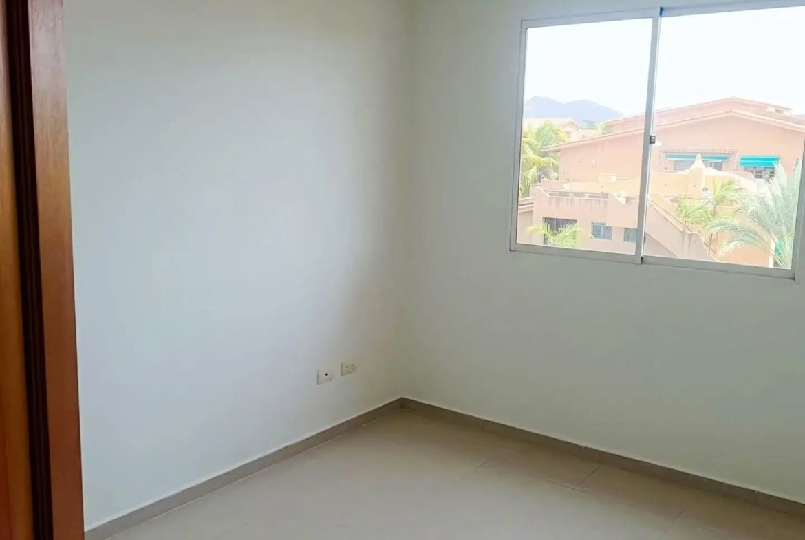 En venta apartamento en C.R Esturion, complejo Turistico el Morro, Puerto La Cruz