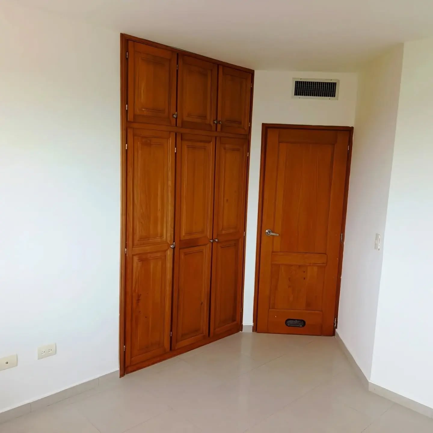 En venta apartamento en C.R Esturion, complejo Turistico el Morro, Puerto La Cruz