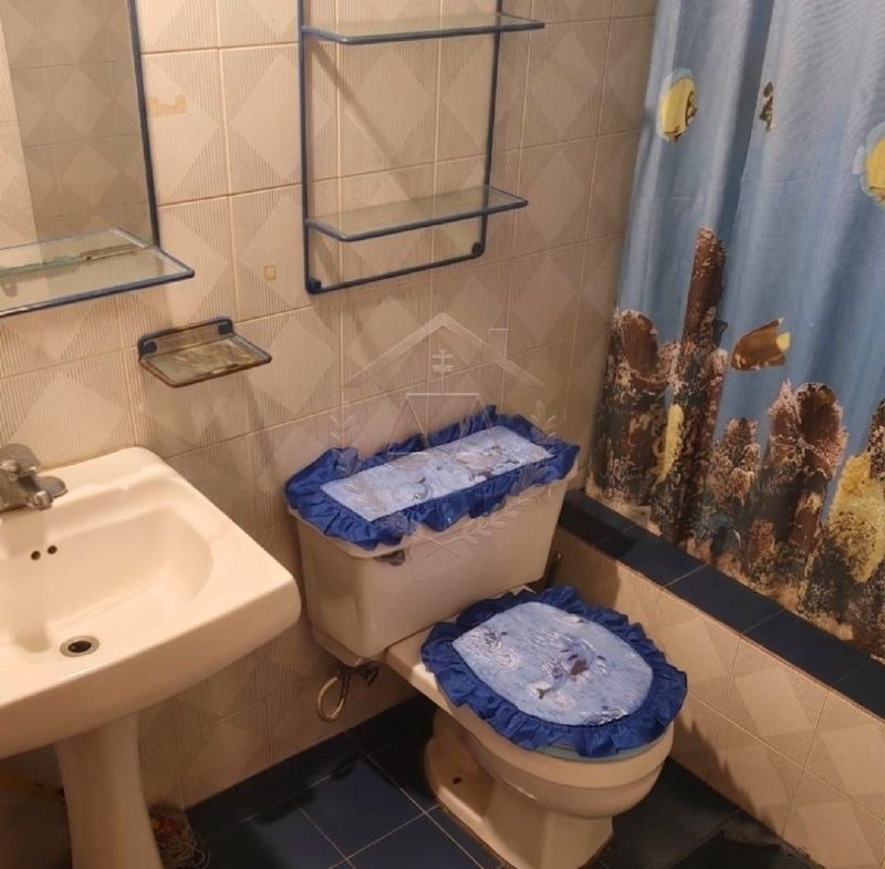 En venta casa en Puerto La Cruz, C.R Cantaclaro