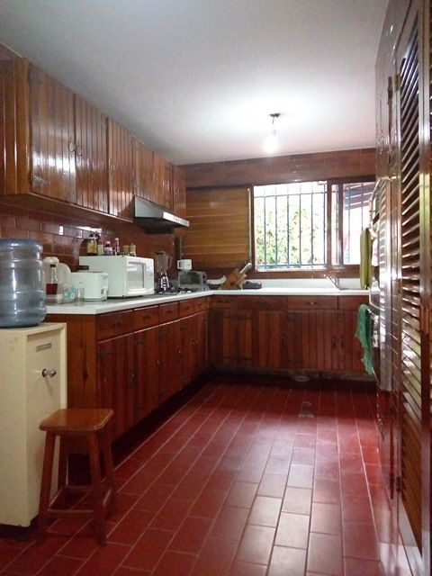 CASA EN VENTA EN CALLE CERRADA, URB. PRADOS DEL ESTE