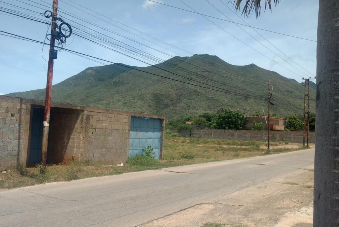 Parcelas de terreno, Playa Guacuco, Isla de Margarita