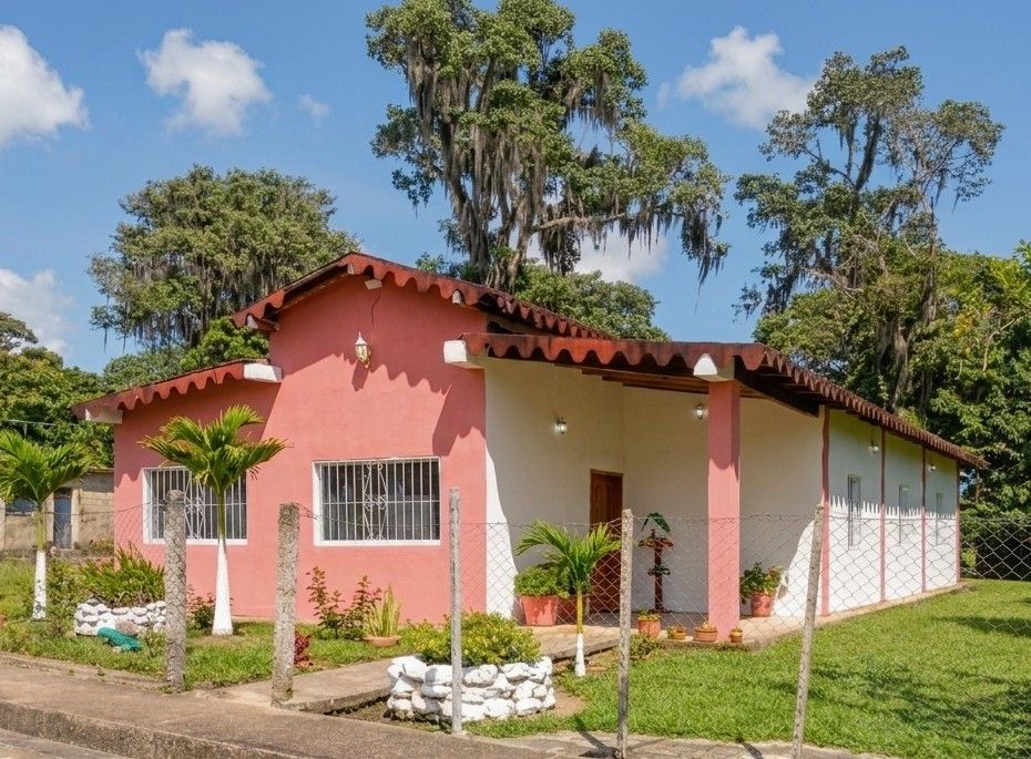 Casa en venta en Sabana de Piedra, municipio caripe, estado Monagas, excelente clima de montaña, zona cafetalera y de agricultura.
